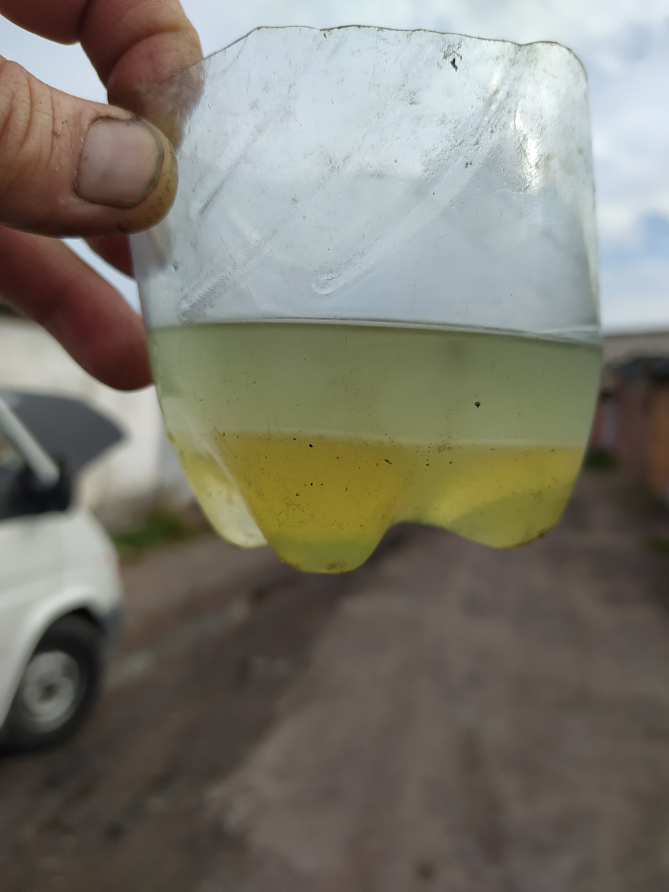 Вода у паливному фільтрі 1
