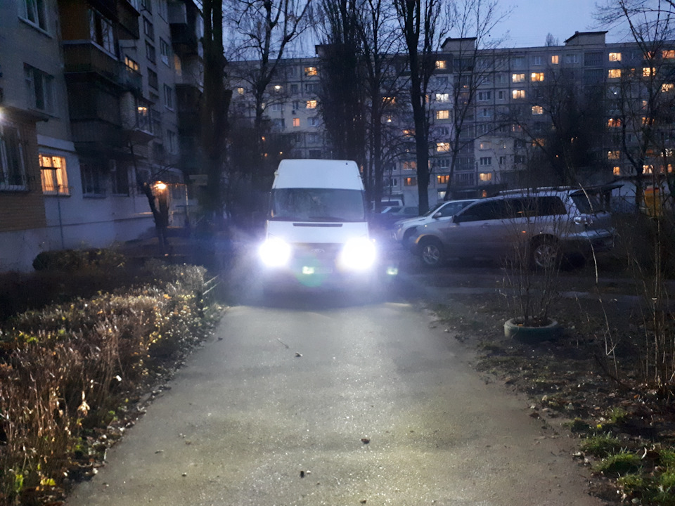 Поставив LED лампи 5