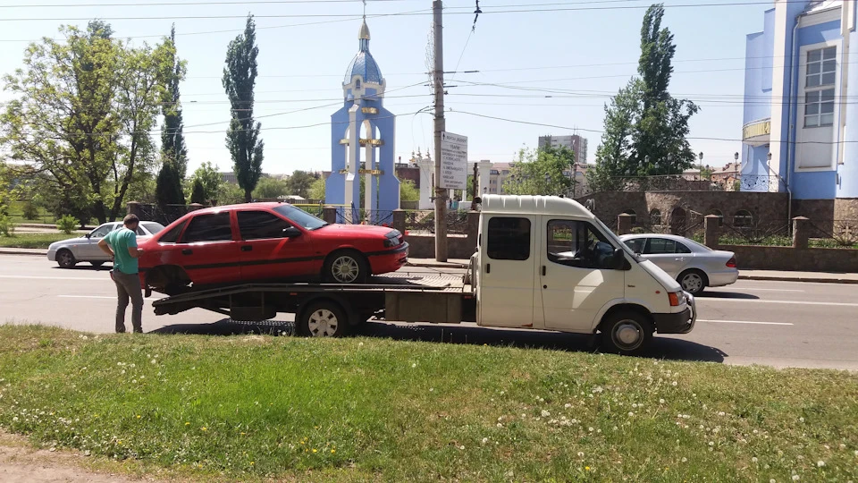 HELP.загорілася лампочка ABS на приборці + лампа анти-букса горить