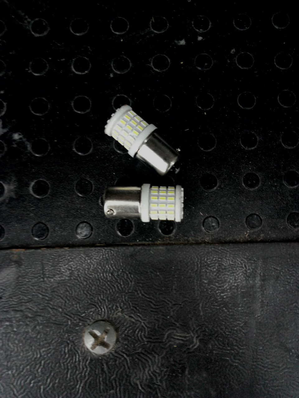 Лампи заднього ходу. Питання! 1