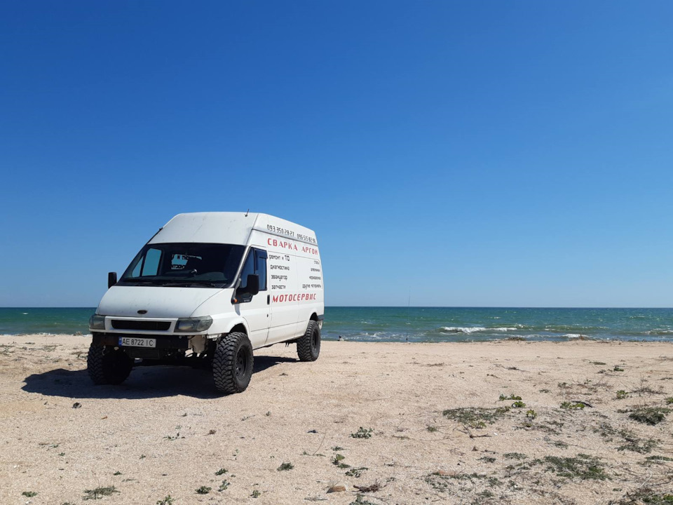 Перевзувся на великі колеса 33 305/70 r16 Comforser CF3000 2
