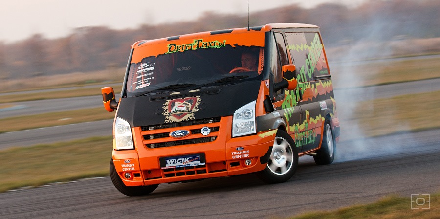 Дрифт на Ford Transit 3