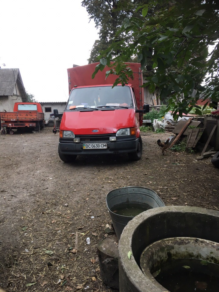 Пофарбовано 2