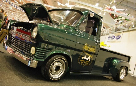 красені 5