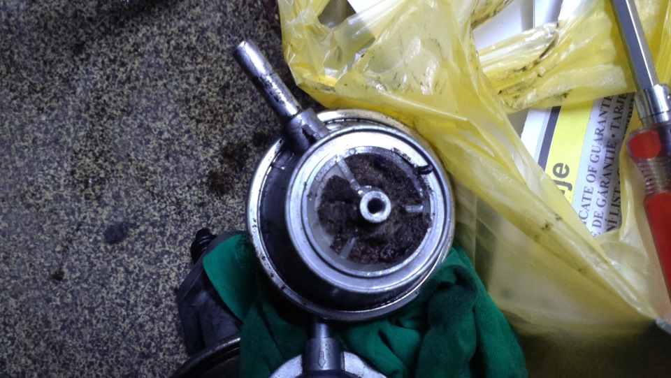 Після довгого простою погано заводиться. 1
