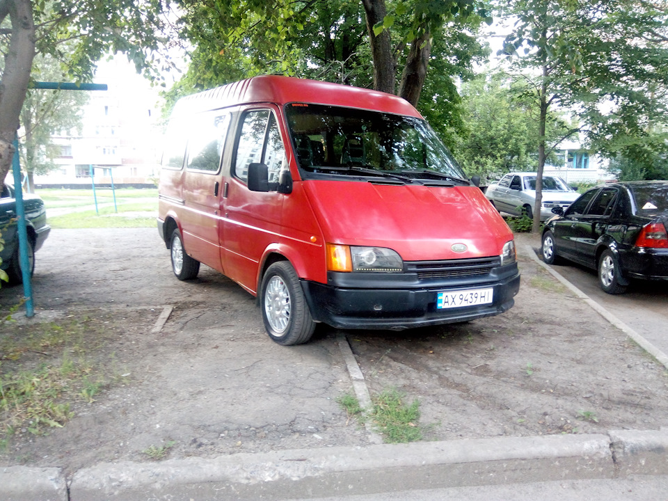 Тепер на літніх капцях. 1