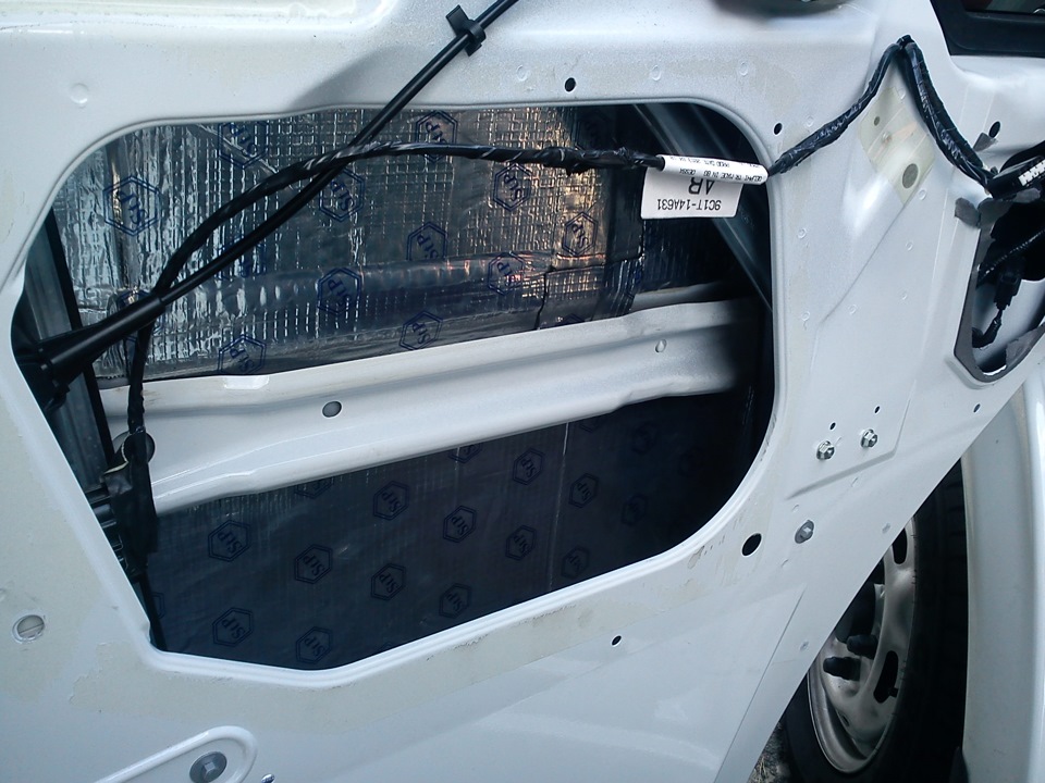 Шумка на Ford Transit 2
