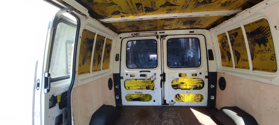 Transit mk5 обшивка салону, частина1 4