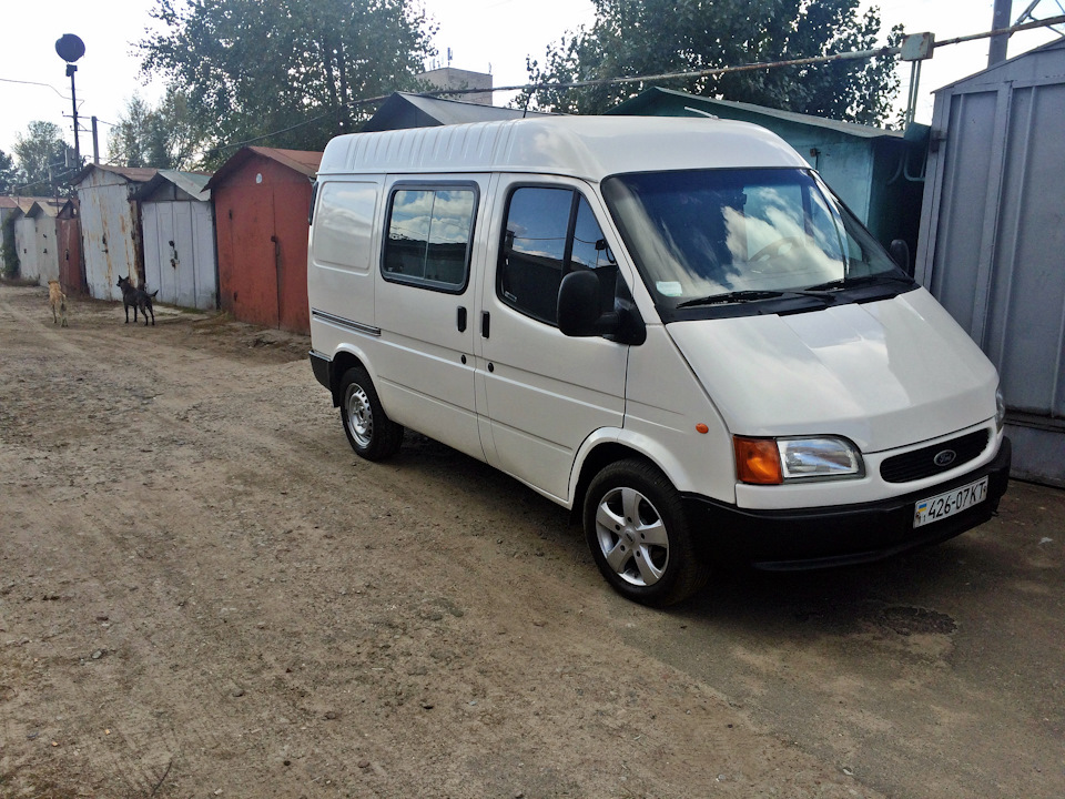 Переобул на залізки R16 5