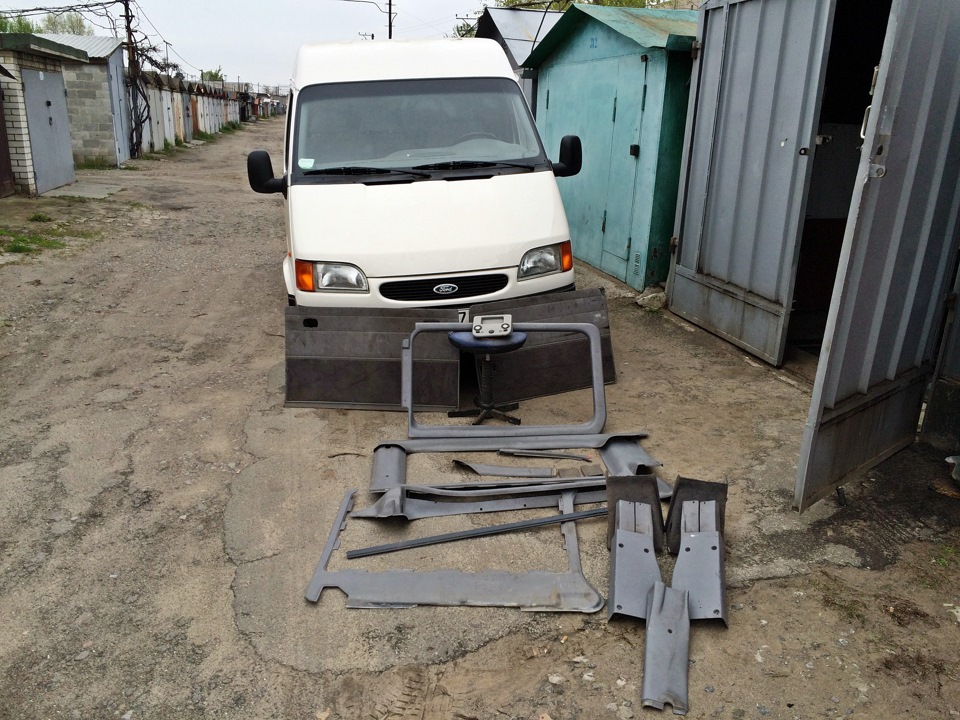 Пластик в салон 1