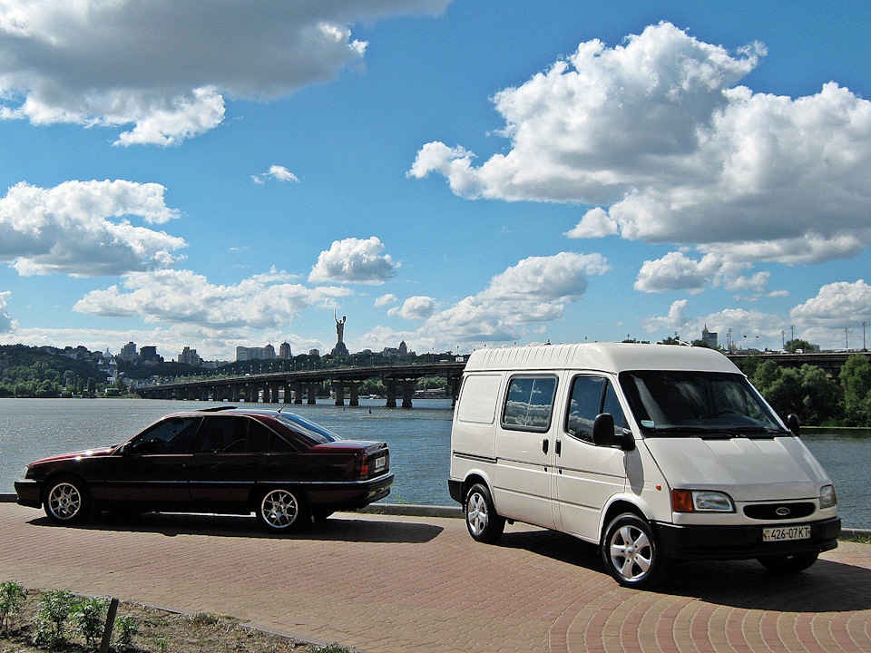 Зустріч Ford Transit та Opel Omega 2