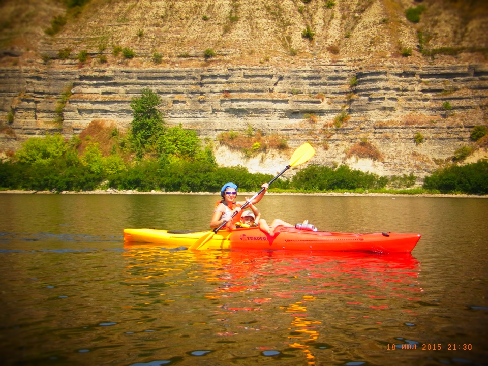 Прокотилися 1200км по дорогах і 100км по воді;) 2