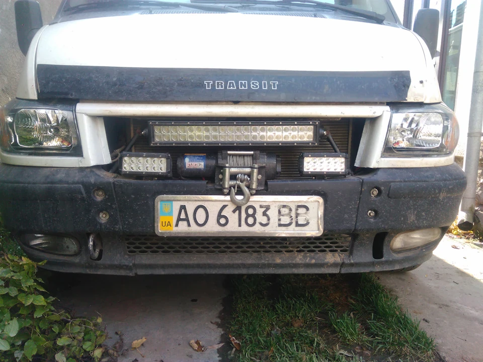Поєднати несумісне…