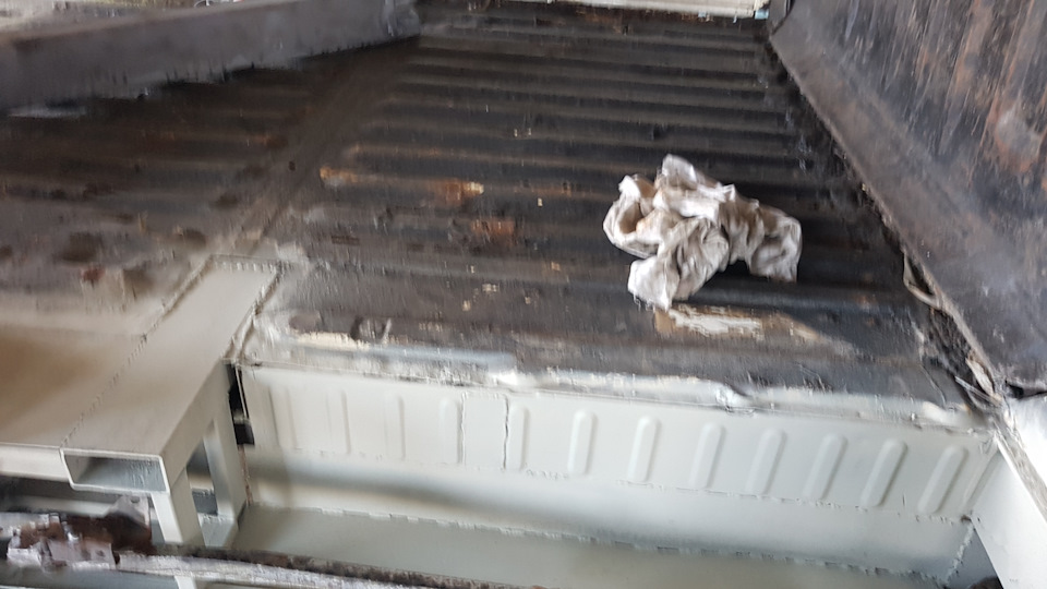 19 день або 19 вечір. Танці з бубном навколо порога та зсувних дверей, і це не кінець 2