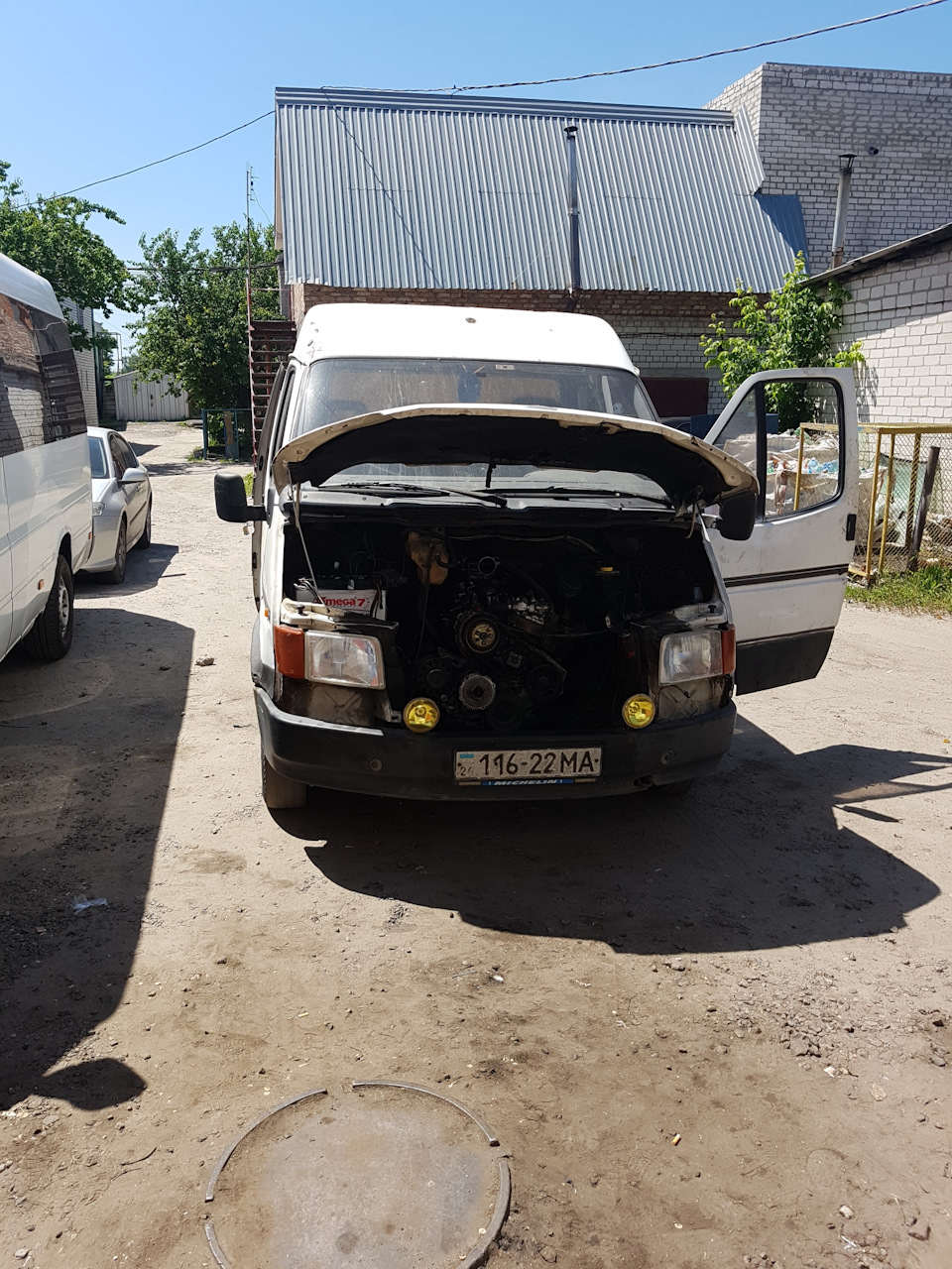 Перший запуск, завівся, новий акб, і ремонт стартера 1