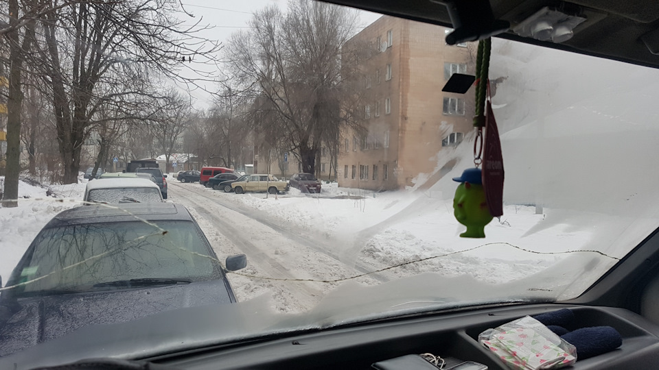Протизапітніння вікон в авто 1
