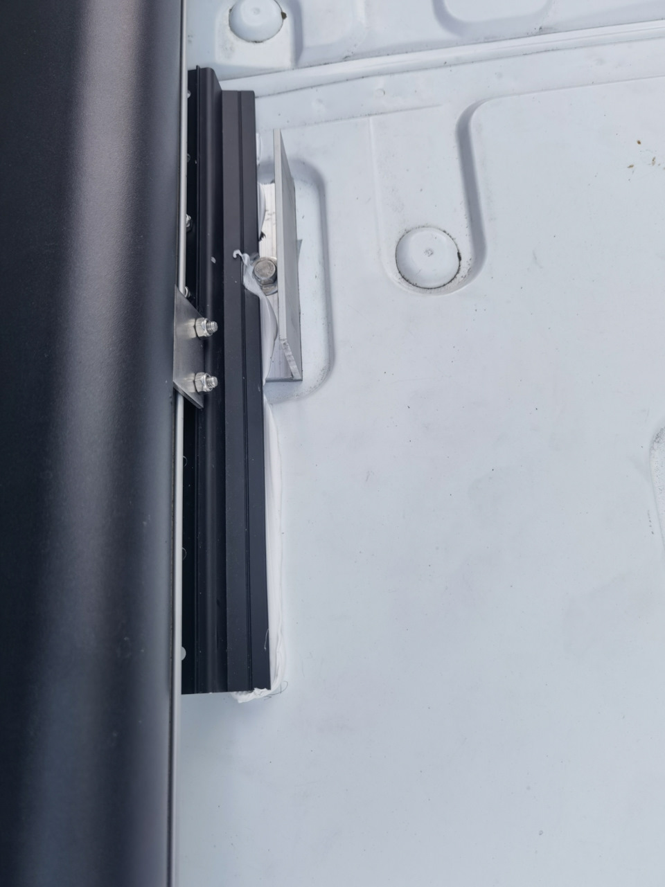 маркиза dometic 2000на Ford Transit 5