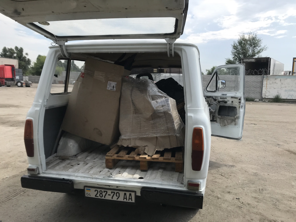 Розсікаємо по вечірньому Дніпру на Дніпрі 🤭 5