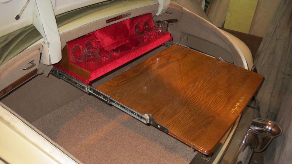 Закінчив miniBAR 4