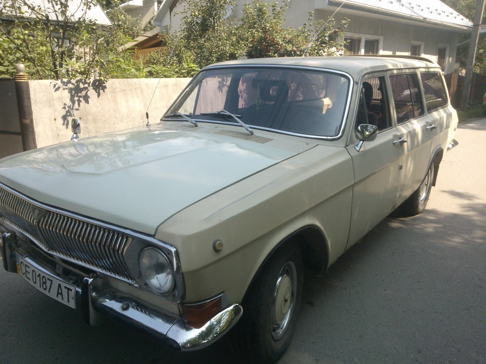 Продається волга газ 2402 3