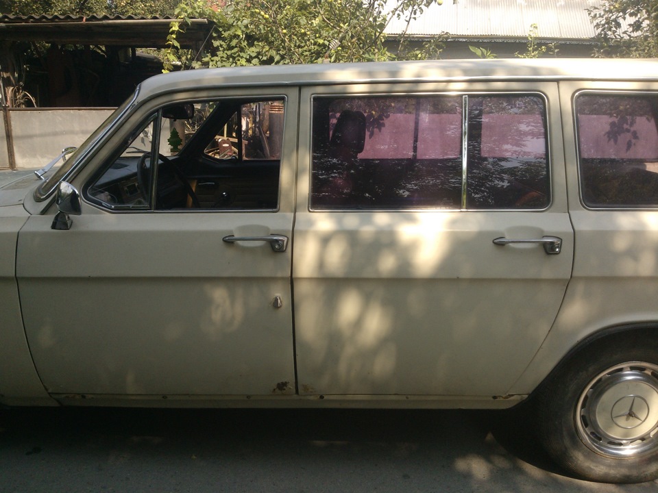 Продається волга газ 2402 4