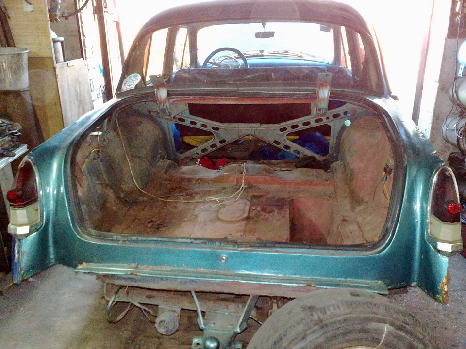 Переварювання задньої частини авто 2