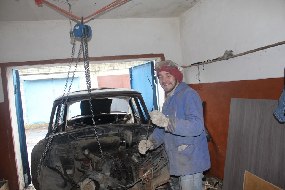 Двигун на вихід 3