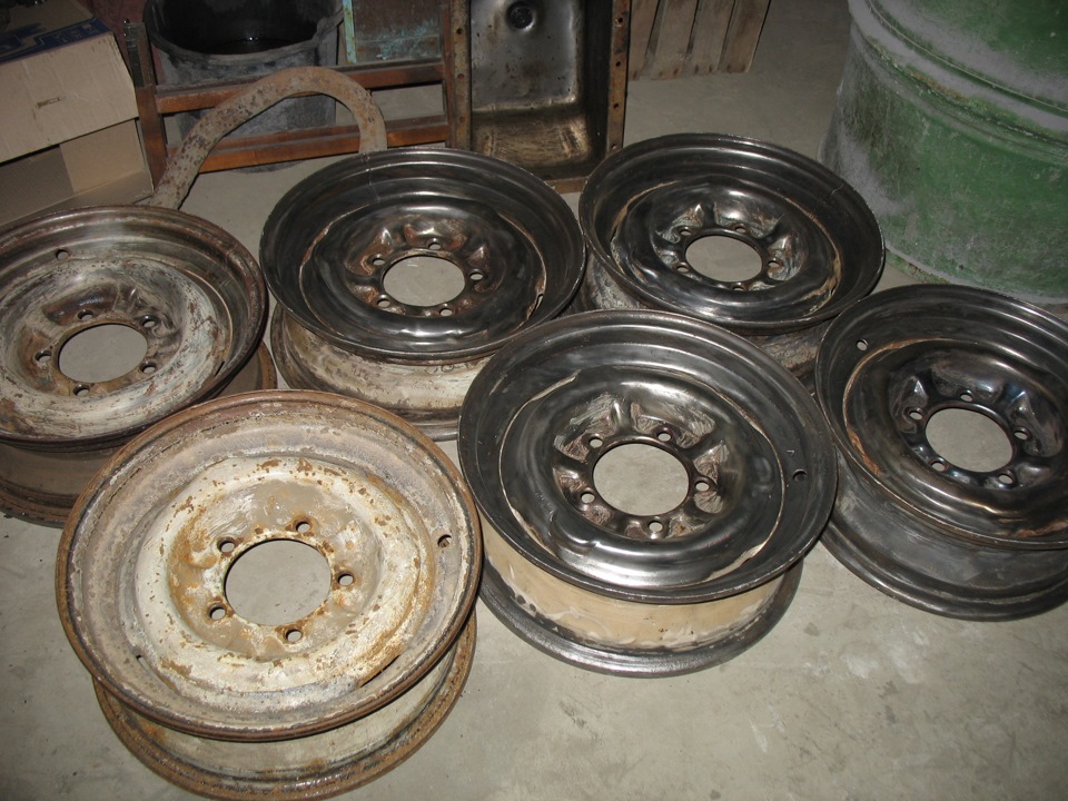 Шаманю з дисками. 3