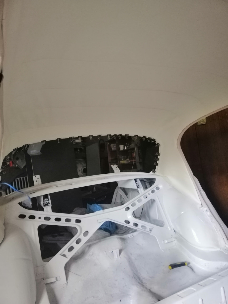 Встановлення стелі газ 21 5