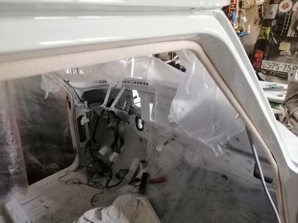 Встановлення стелі газ 21 5