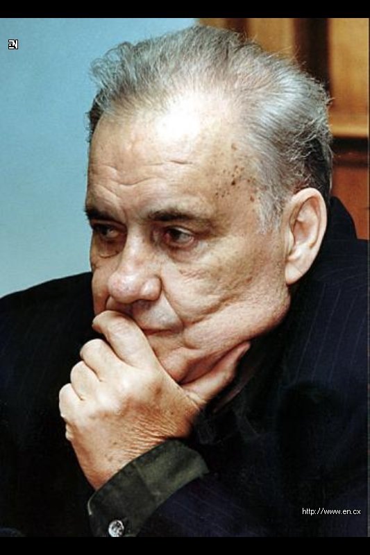 Пам'яті Ельдара Рязанова присвячується... 1