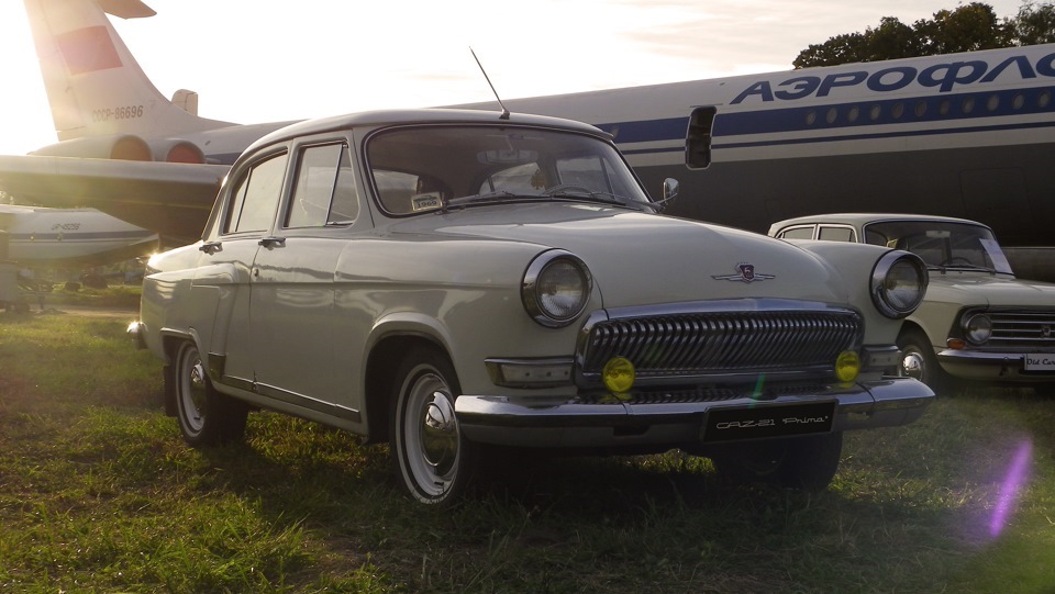 АнонсOld Car Land (2015) 5