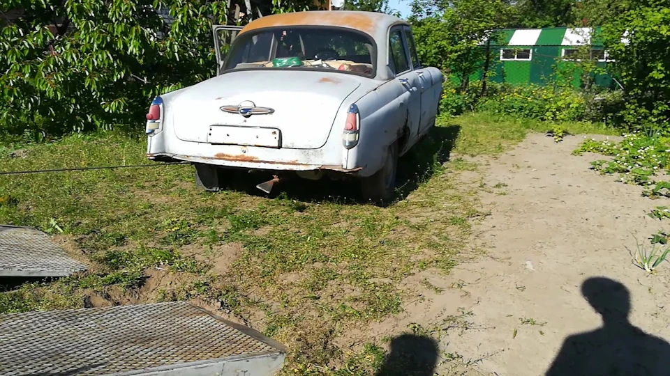Евакуація ГАЗ 21 після багаторічного простою