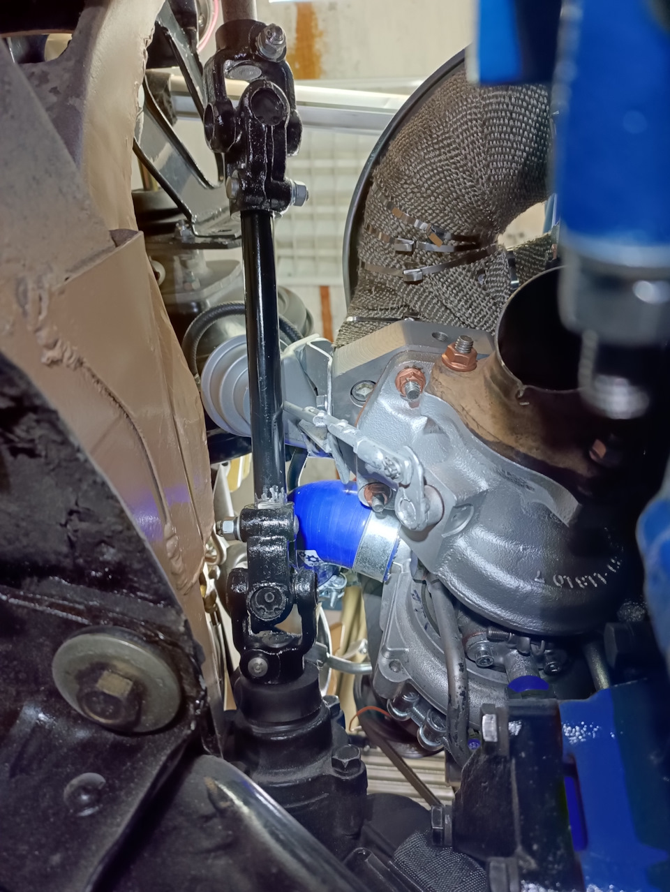 302. На базі ЗМЗ-4064 у стік ГАЗ-21. Частина 2 - підключення лівої сторони. 4