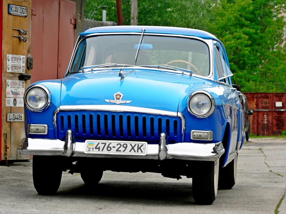ТО закінчено, їдемо на Old Car Land. Фото салону.
