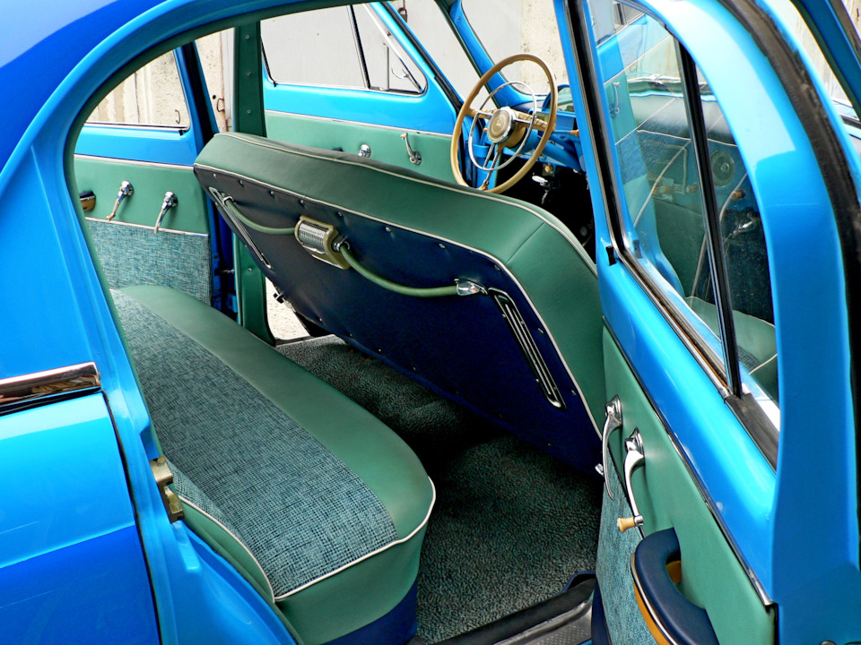 ТО закінчено, їдемо на Old Car Land. Фото салону. 5