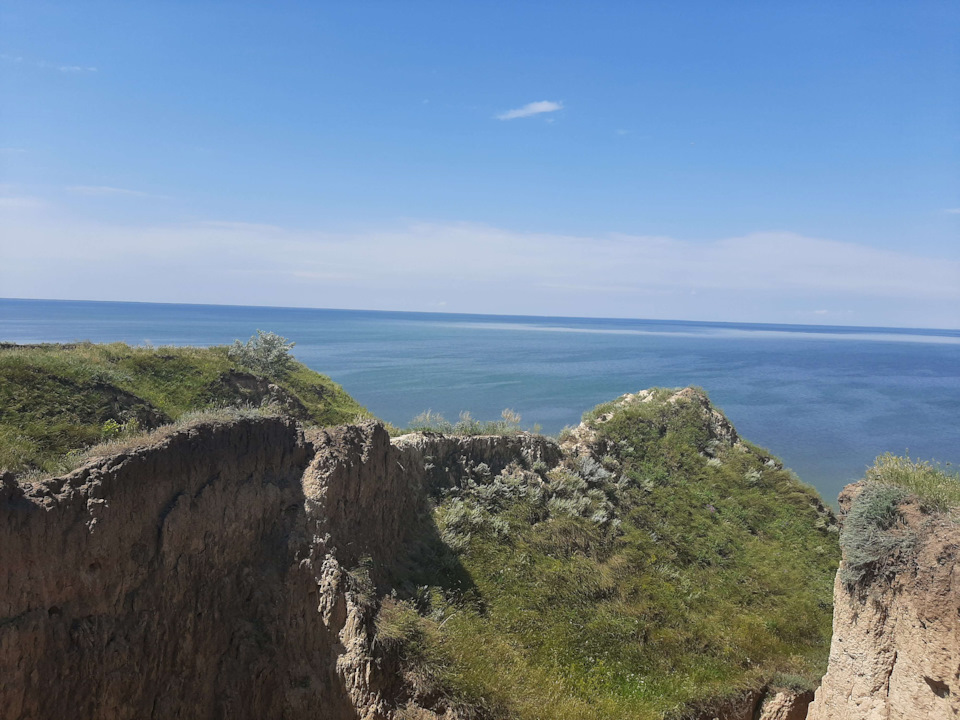 2. Дорога до моря на Газ 21. Херсонська обл., Залізний порт, Асканія нова, м.Харків. 3