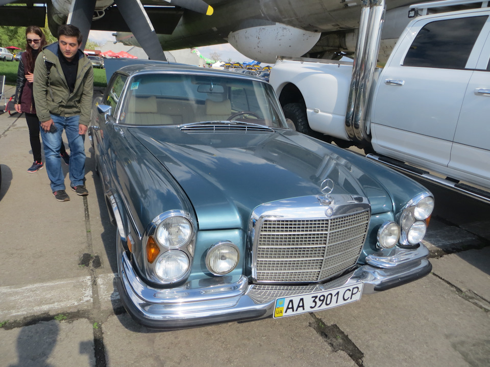 Травневі покатушки на ГАЗ 21 Волга по Київській області. 900км, 170дол. травень 2018. День 1. Вистаква OLD CAR LAND 5