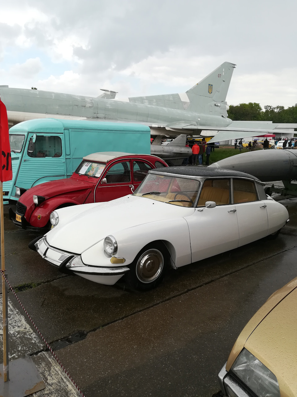 Виставка олдтаймерів Old car land Київ 2019 4