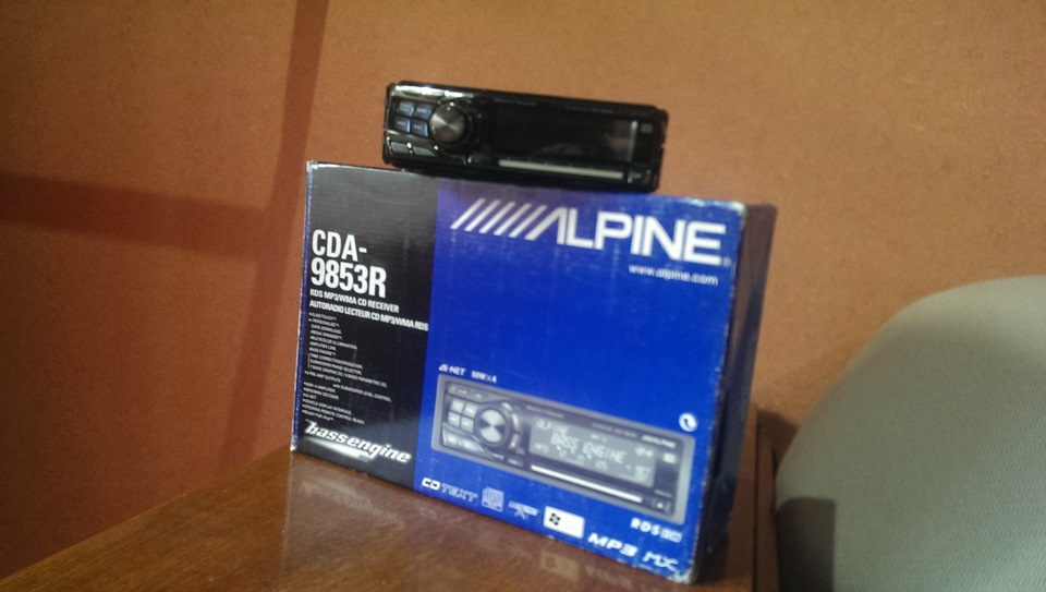 Alpine cda-9853r 1