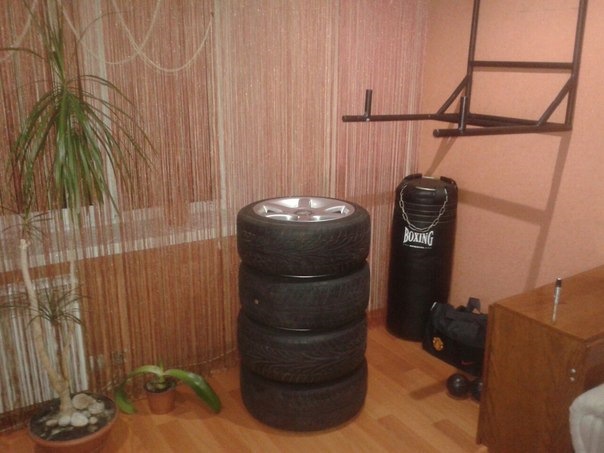 будинок-гараж 1