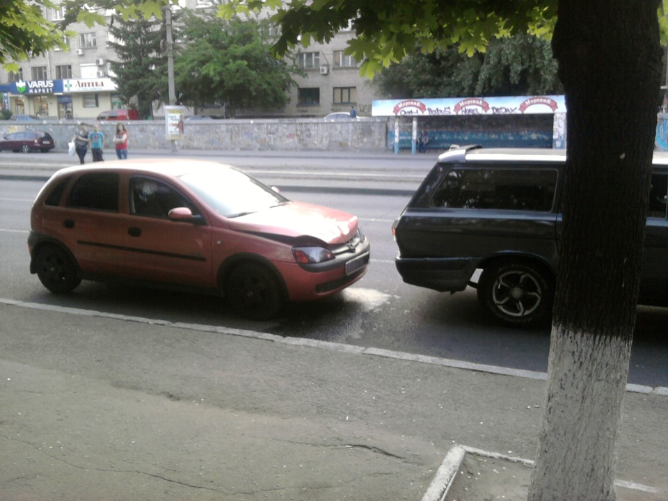Невелика ДТП (травень 2014 р.) 2