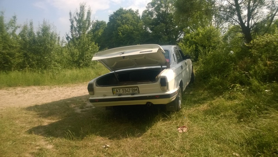 поставив 1