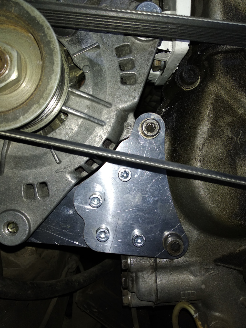 Реле-регулятор 9444.3702 VTN у складі генераторної установки 0 120 465 008 BOSCH 120А 5