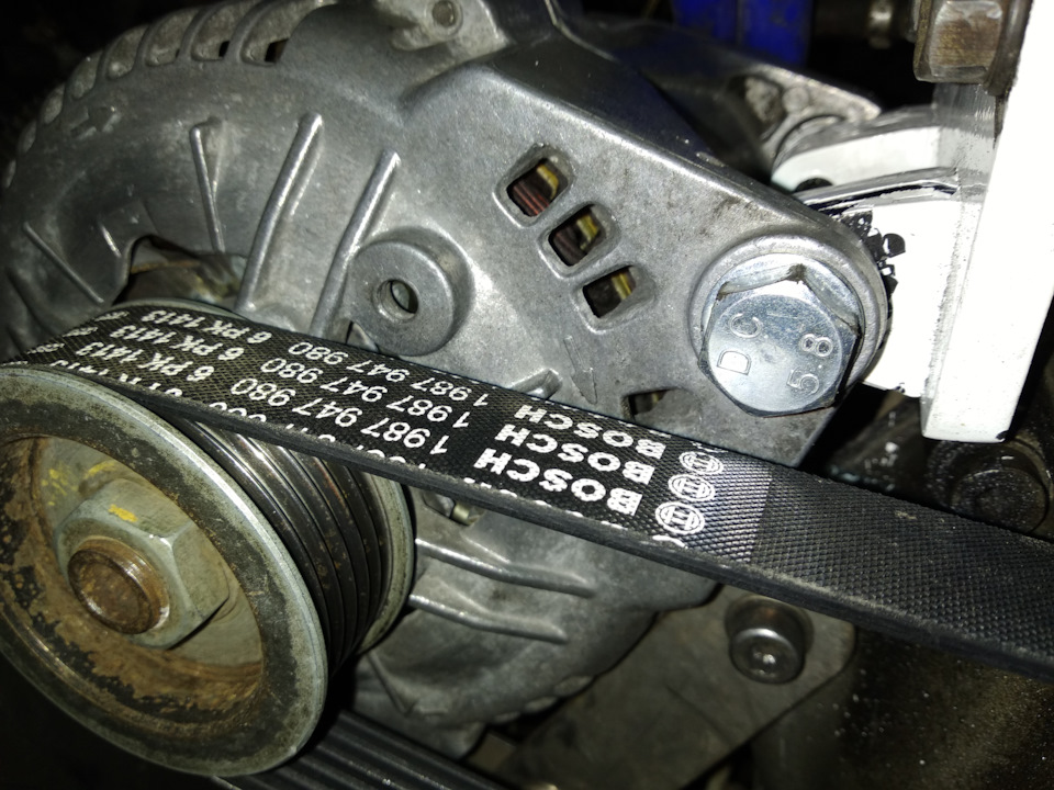 Реле-регулятор 9444.3702 VTN у складі генераторної установки 0 120 465 008 BOSCH 120А 2