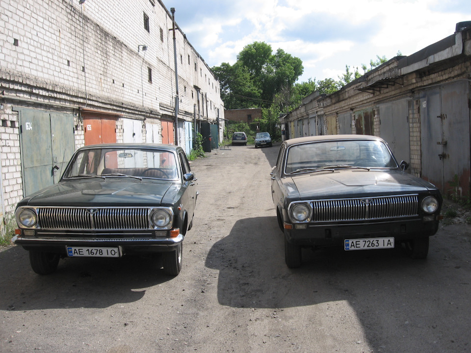 Зустрілися дві Волги 1