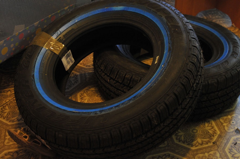 Cooper Lifeliner GLS 215/70 R14 2