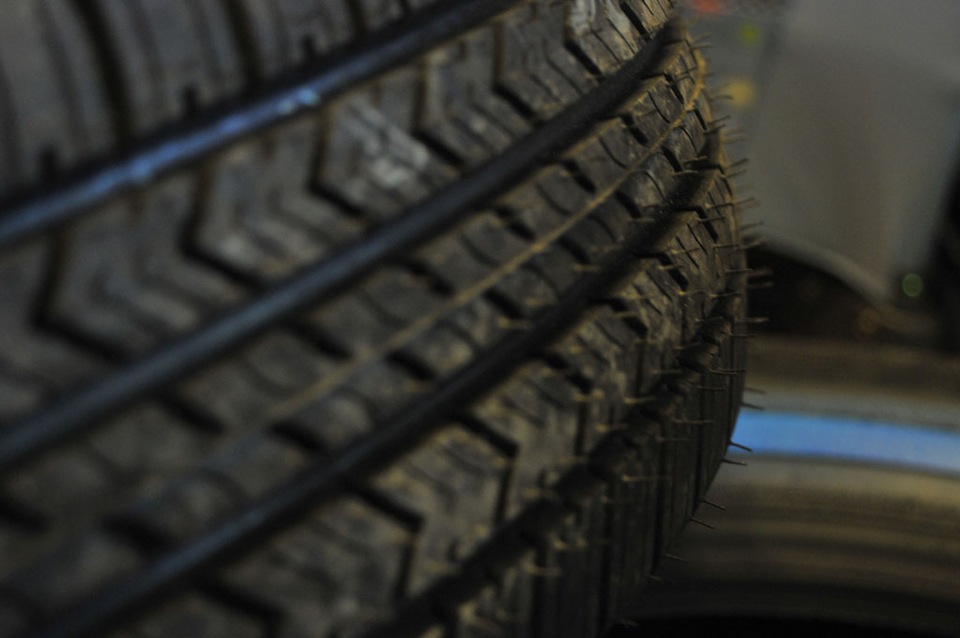 Cooper Lifeliner GLS 215/70 R14 3