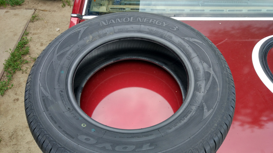 06 Гума Toyo 195/70/14 1