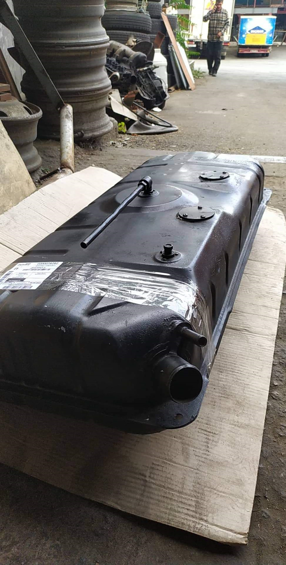 Бензобак від 3102 1